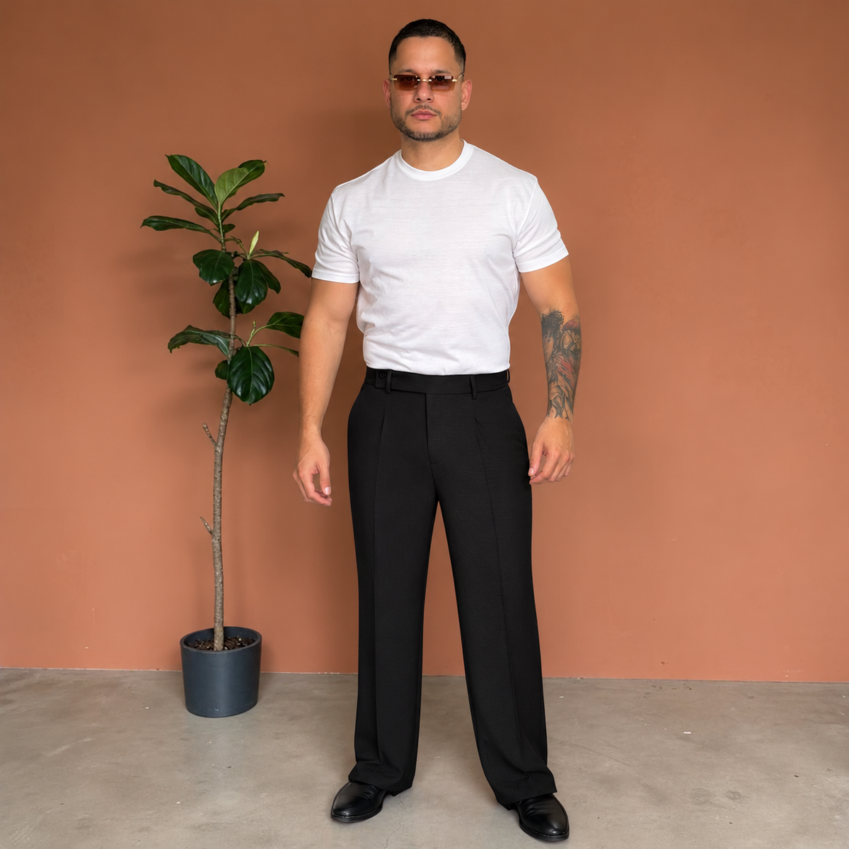 OUTFIT THE ESSENTIAL